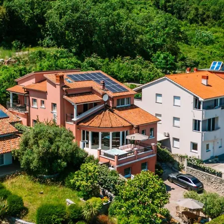 Apartament Grosszuegiges- Modernes Mit Terrasse Und Meerblick By Interhome Opatija