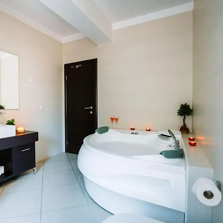 Grosszuegiges- Modernes Mit Terrasse Und Meerblick By Interhome Apartamento Opatija